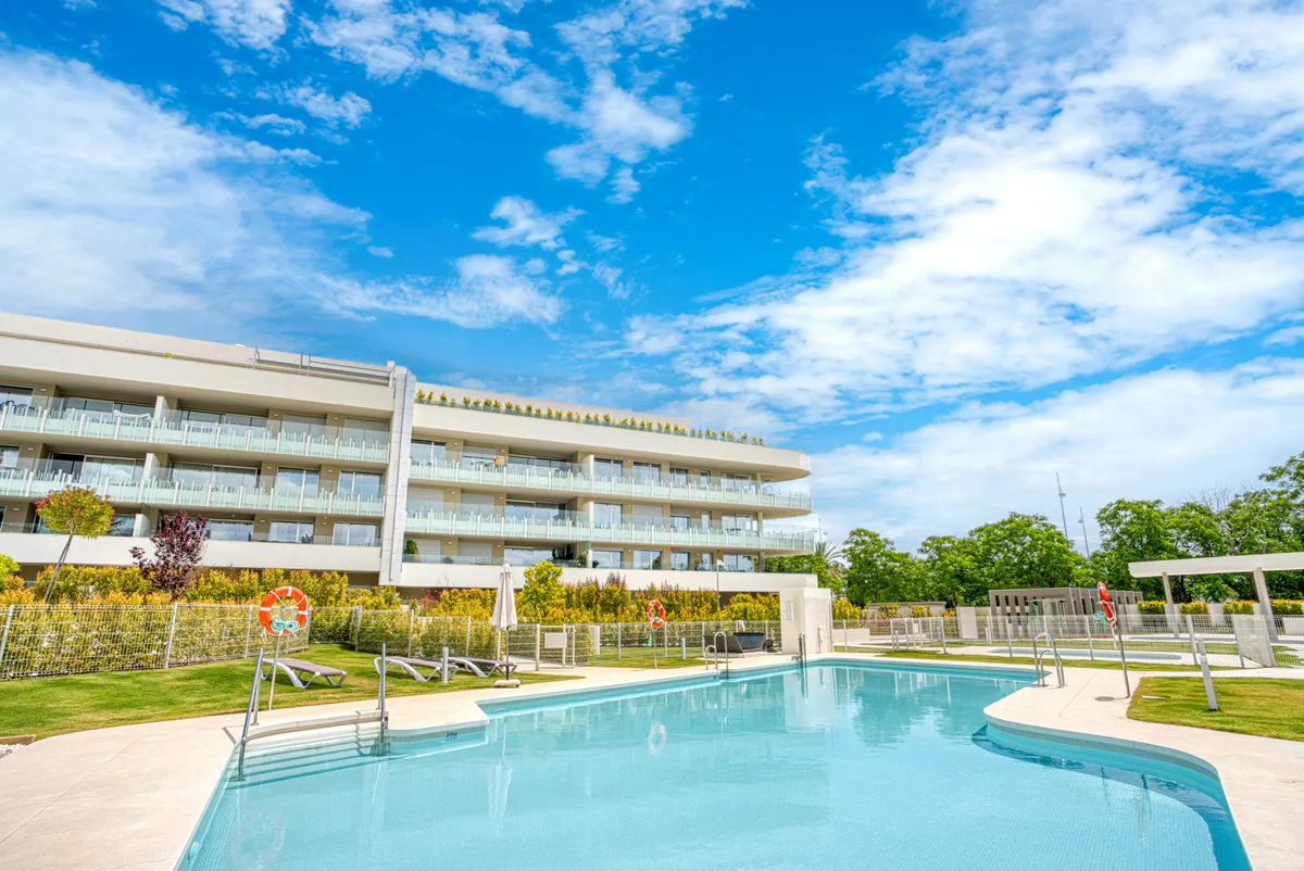 65933993-d24c-41eb-8385-d604532923e7