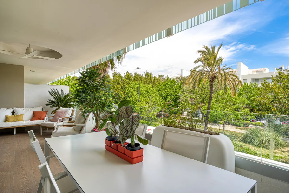 aefd1af8-7f29-469b-abd4-84acb021c4a9