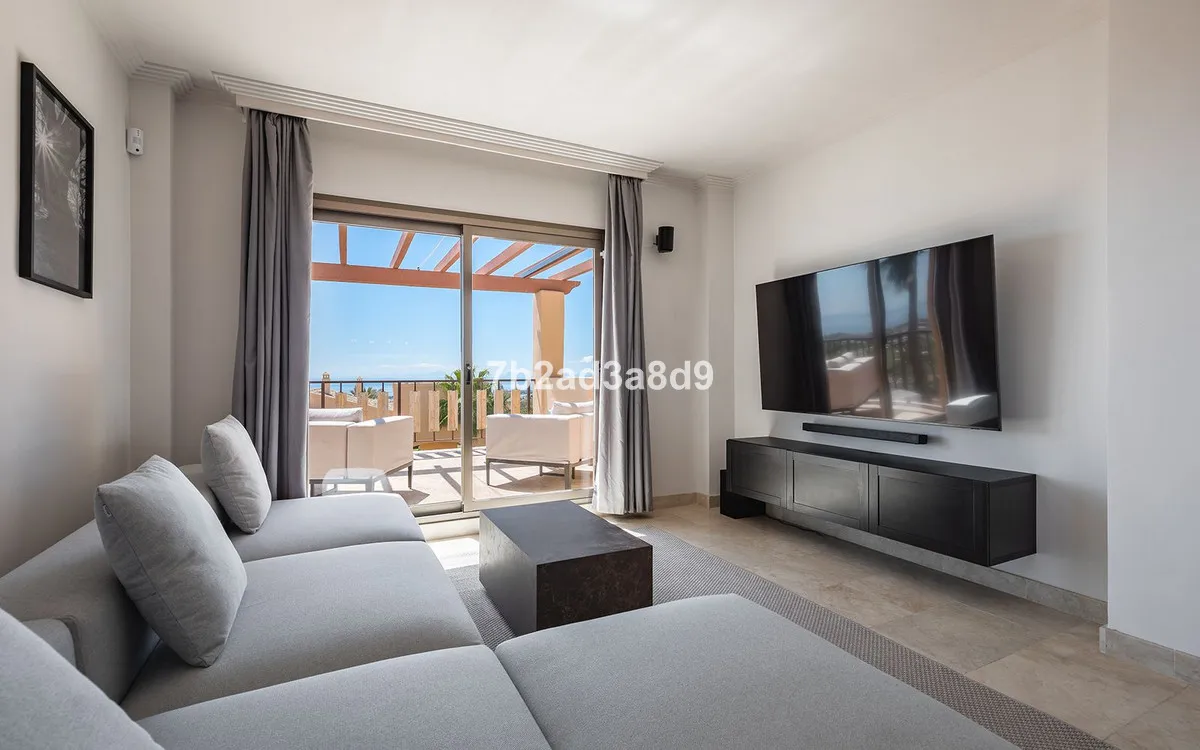 c3eab571-e161-432a-9e45-4cea37e485ce