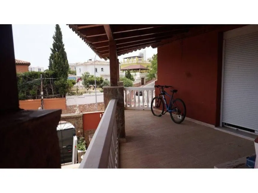 4c5ae313-d895-4ff0-a74a-6f3777a961fa