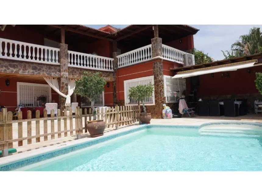 ab286c87-510f-4705-a60e-1bd6e119f099