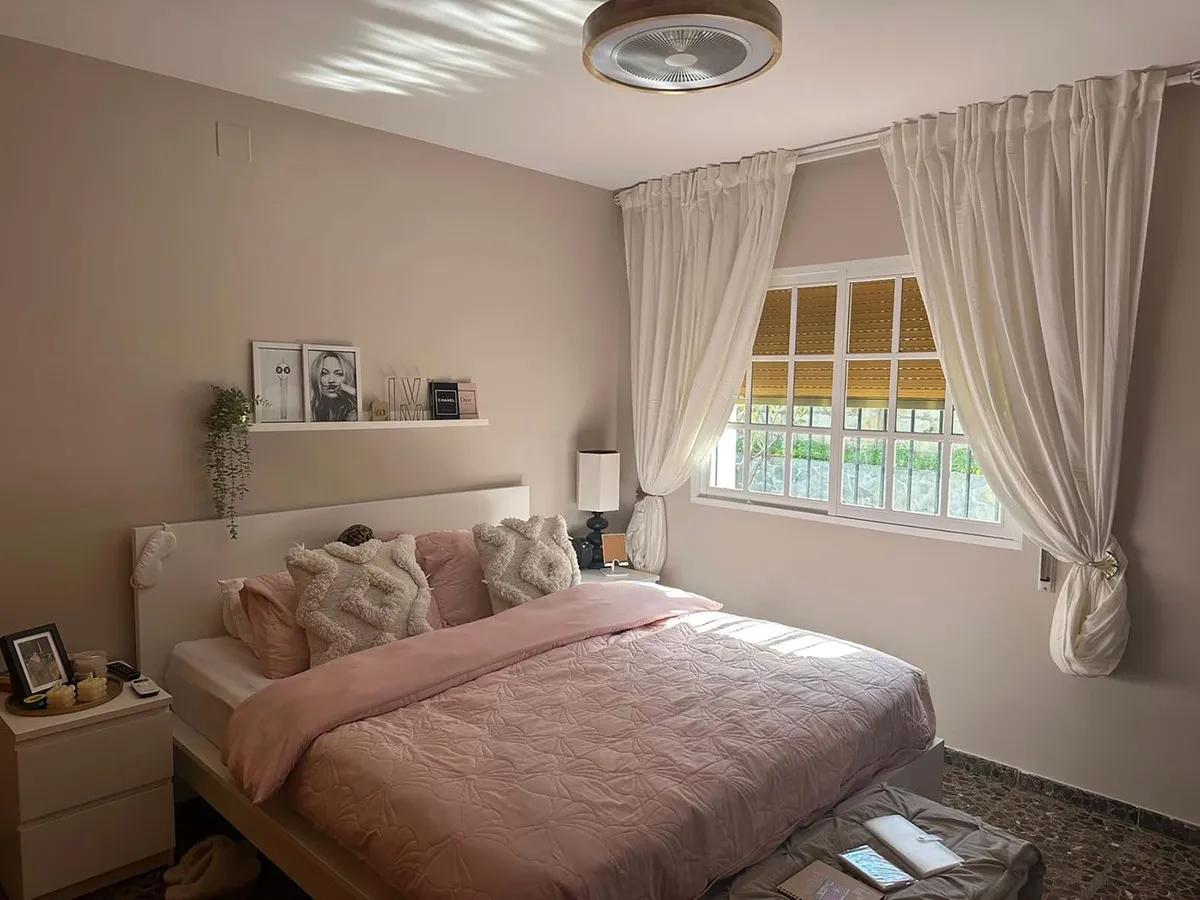 2cb4c0d1-e880-4f16-b3b4-0980093aa5f5