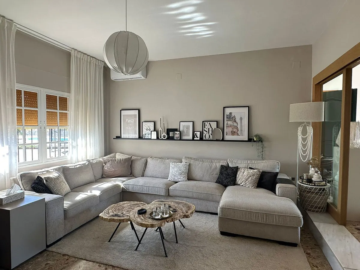 2ef88b70-dbbb-4652-954f-1b2ad9cae4e4