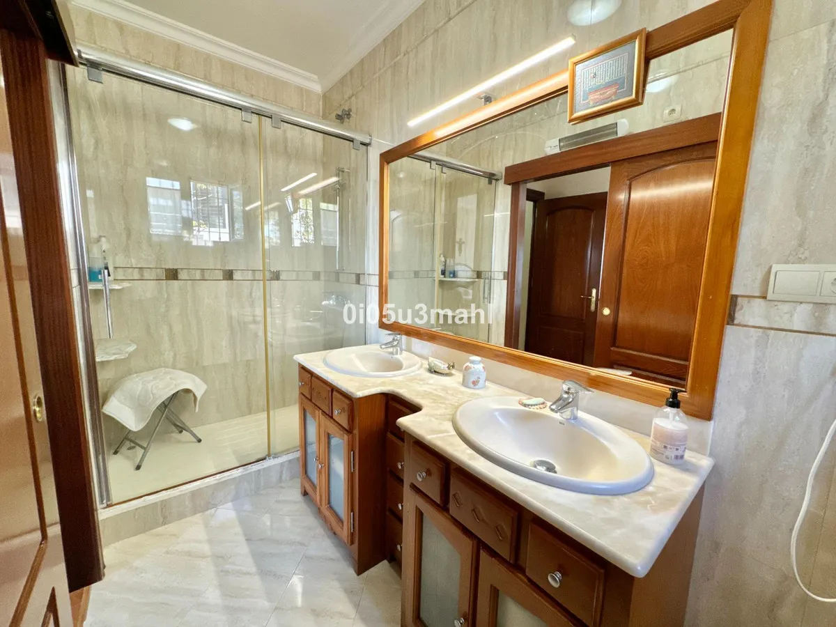 022827cf-1231-4ebf-b2c2-0120f244ef98