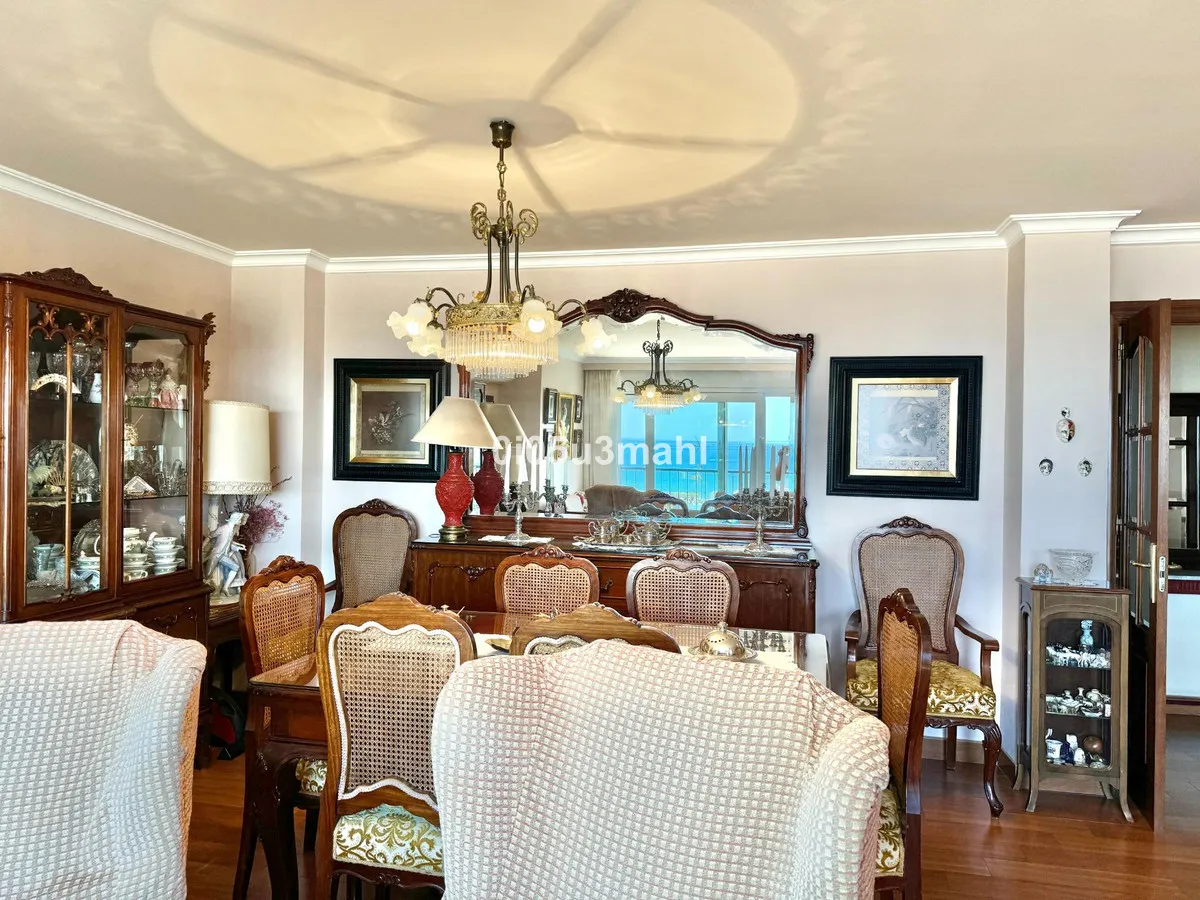 3abbecf6-4bbe-4632-a384-938365d8e916