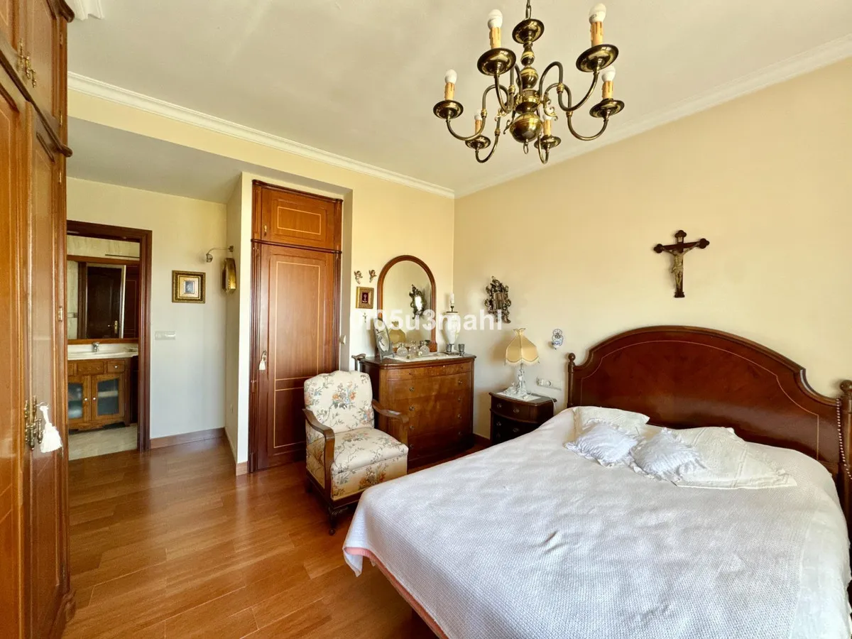 62b7e207-3a0d-4ec8-82f0-5421a654e24f