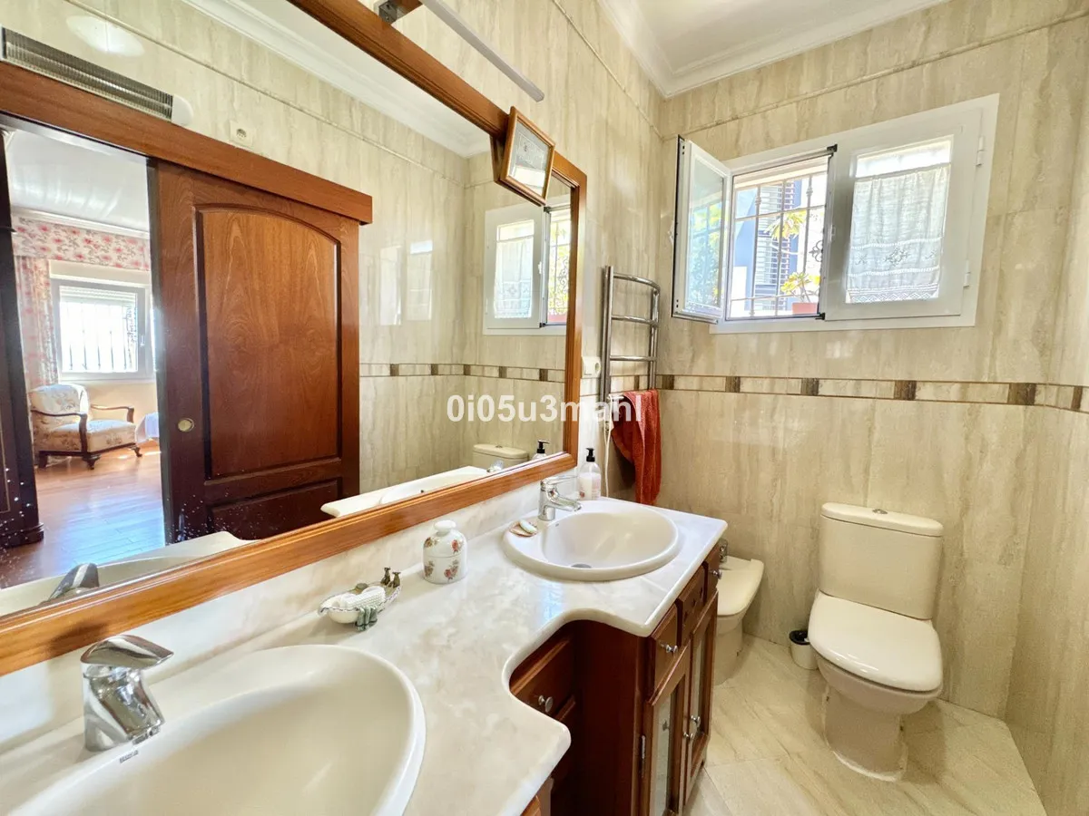 e860826d-a3d6-45b7-8347-2acdd9485eac