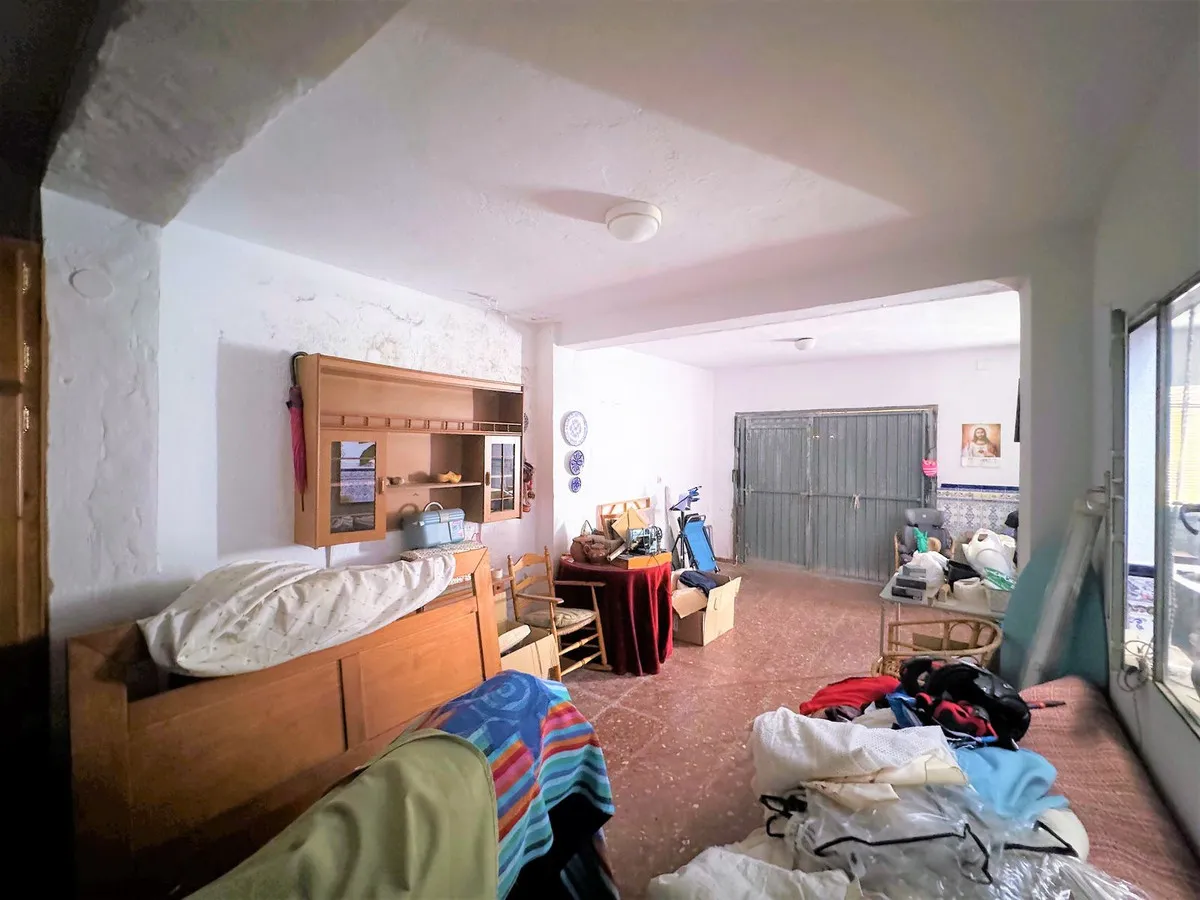 11d5f080-0f74-4ff8-b589-d22bb89f9673