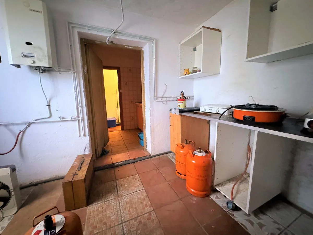 eac183a4-8b07-4d0c-975c-1112cf49c514