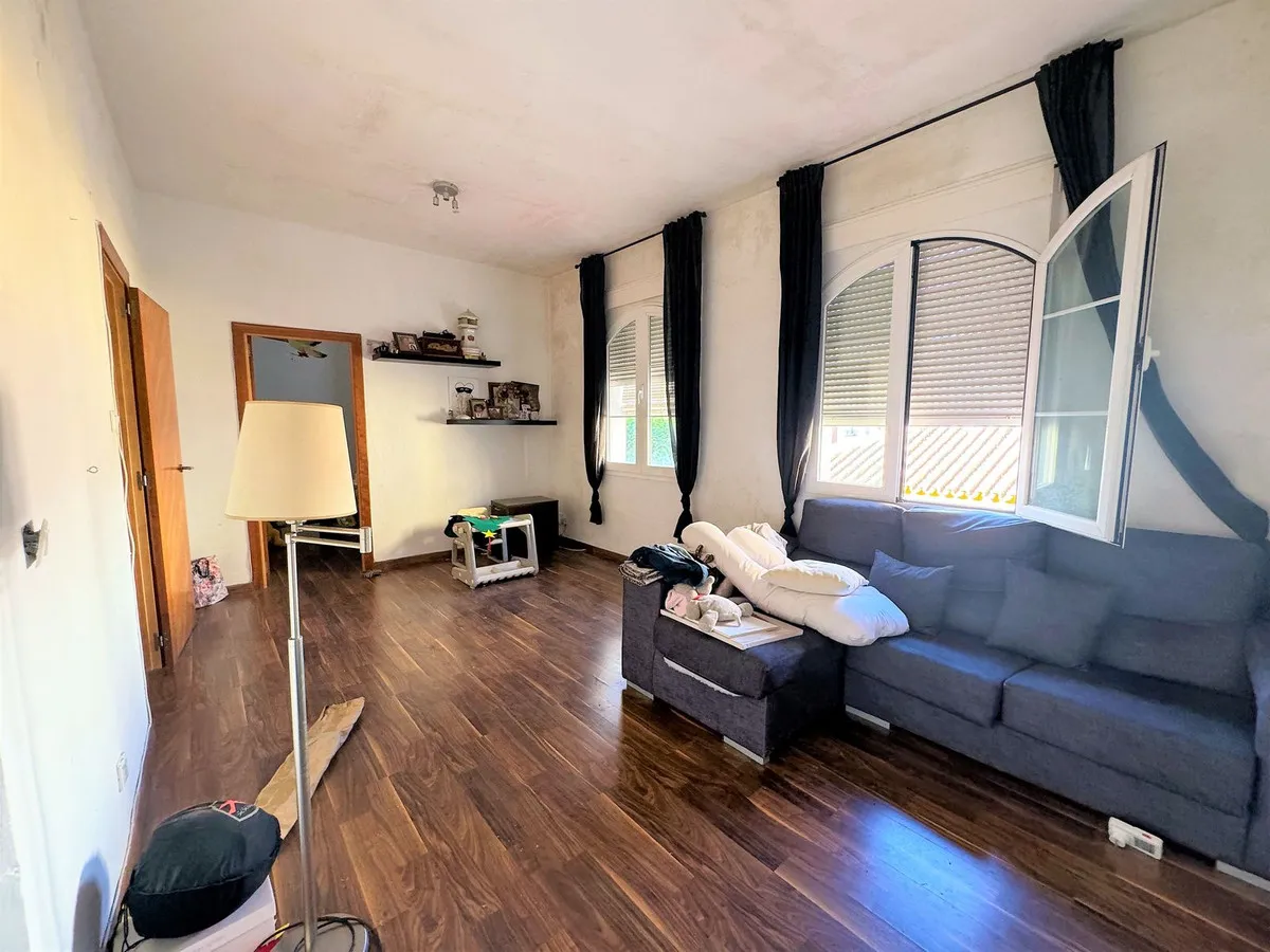 ee982fb7-c25f-4dd4-947a-b17e249445d5