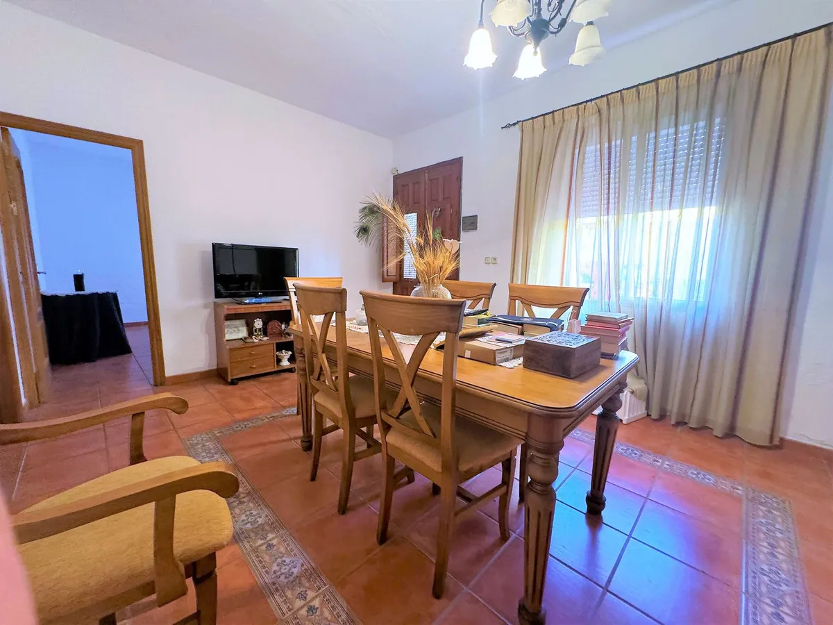 f6b39892-998d-4c4e-bb94-dd846d89186a