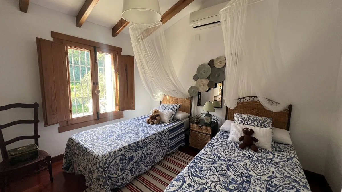 9ab75aec-6b1d-4b13-83c0-1c2ed5aff3cc