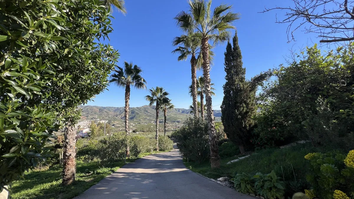 bde6e01f-139f-47ac-9c79-f1f3320b0db1