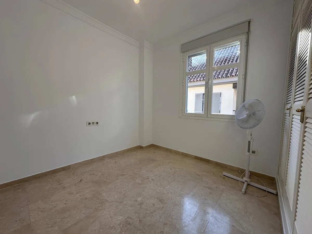 983299ec-8442-4bc1-a225-87d43d0c8cb5