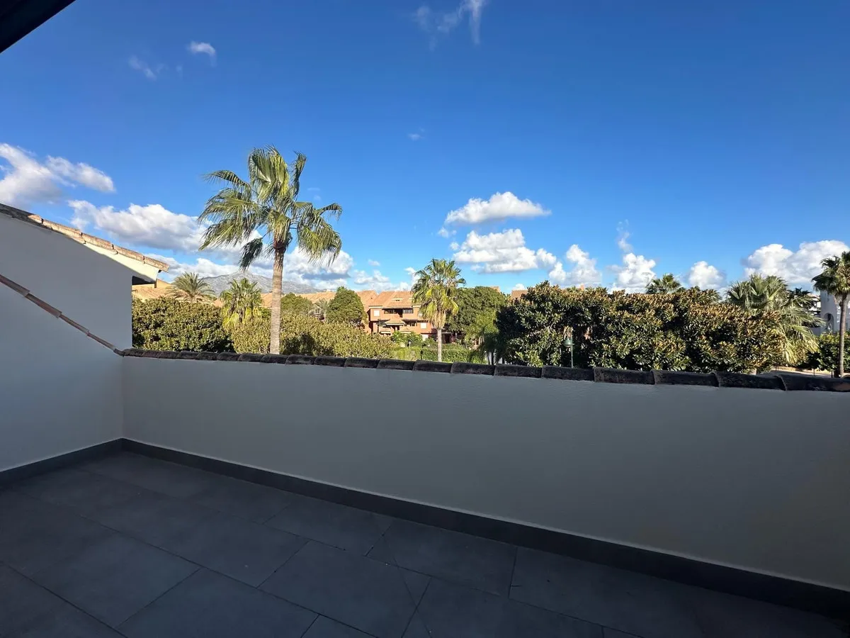 c859c9c3-f647-4263-938a-cac9aafb4464