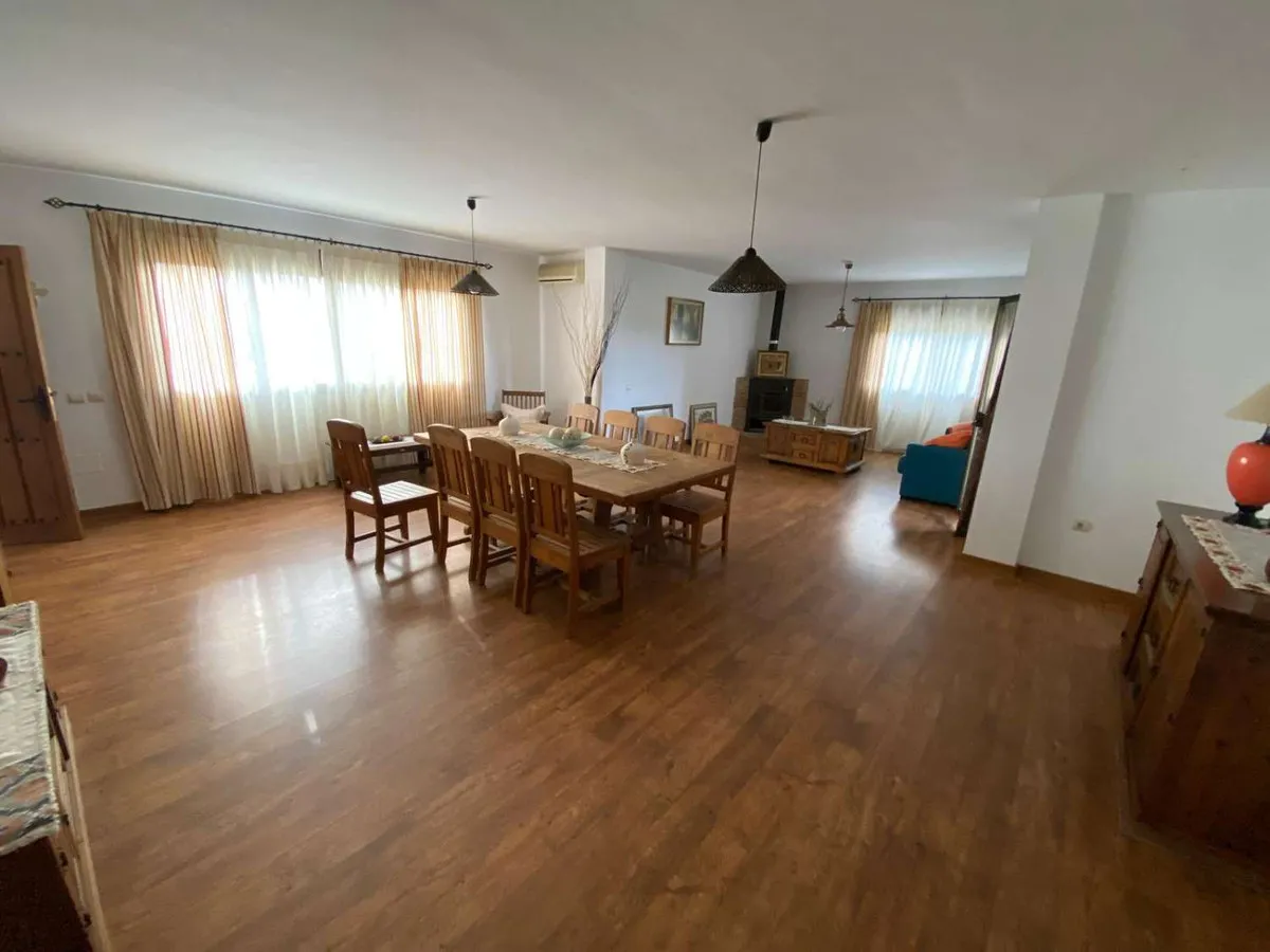 919fdac4-f10f-4c22-adc2-10b341eff58d