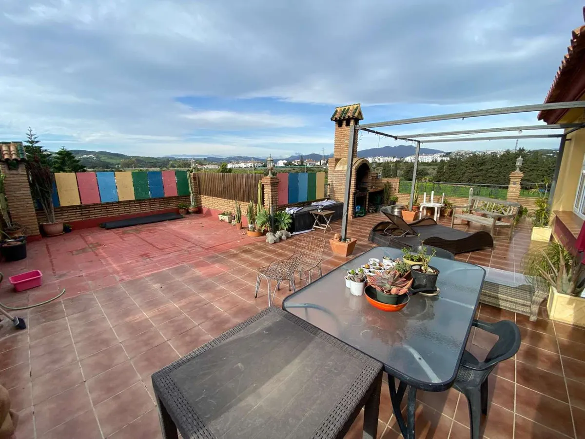 928f21f4-a126-48e7-afbd-a8589ab37dcb