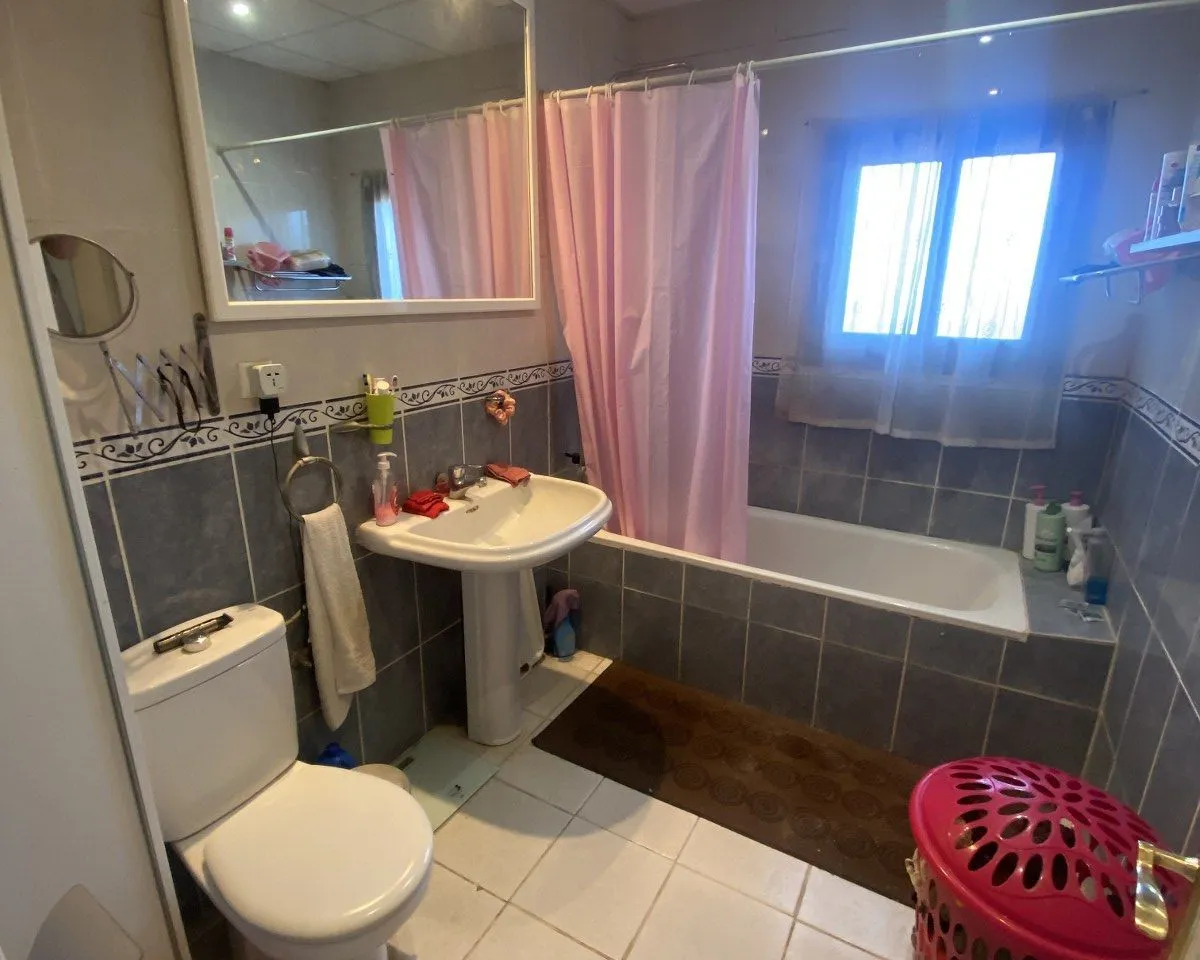 4a38e3cf-6619-4790-8b41-29045ae3e103