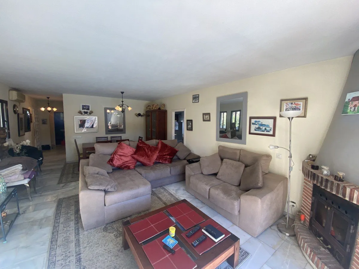 58d5bfe7-8205-4932-a3d8-0800ce8f9ddd