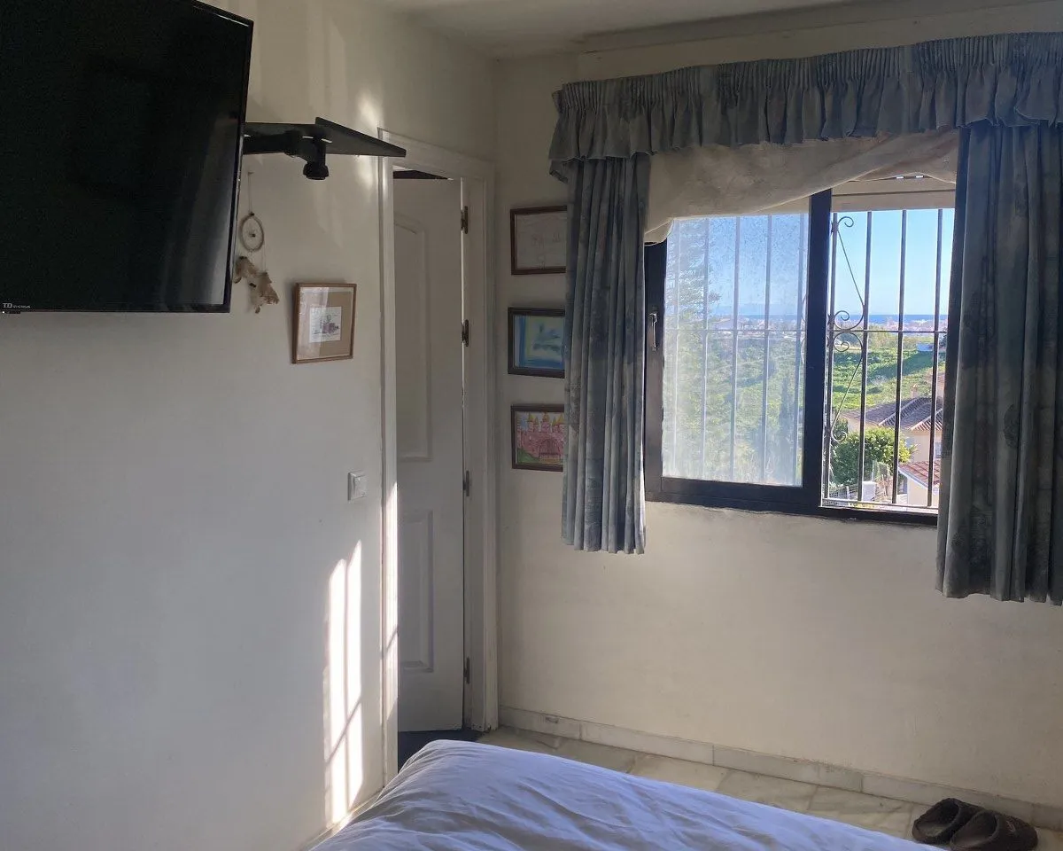 6bbfee94-3605-457a-ae28-127436707115