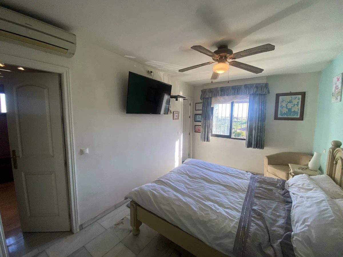 ca67a1f5-33fd-4f12-8f0e-f9dc20debe89