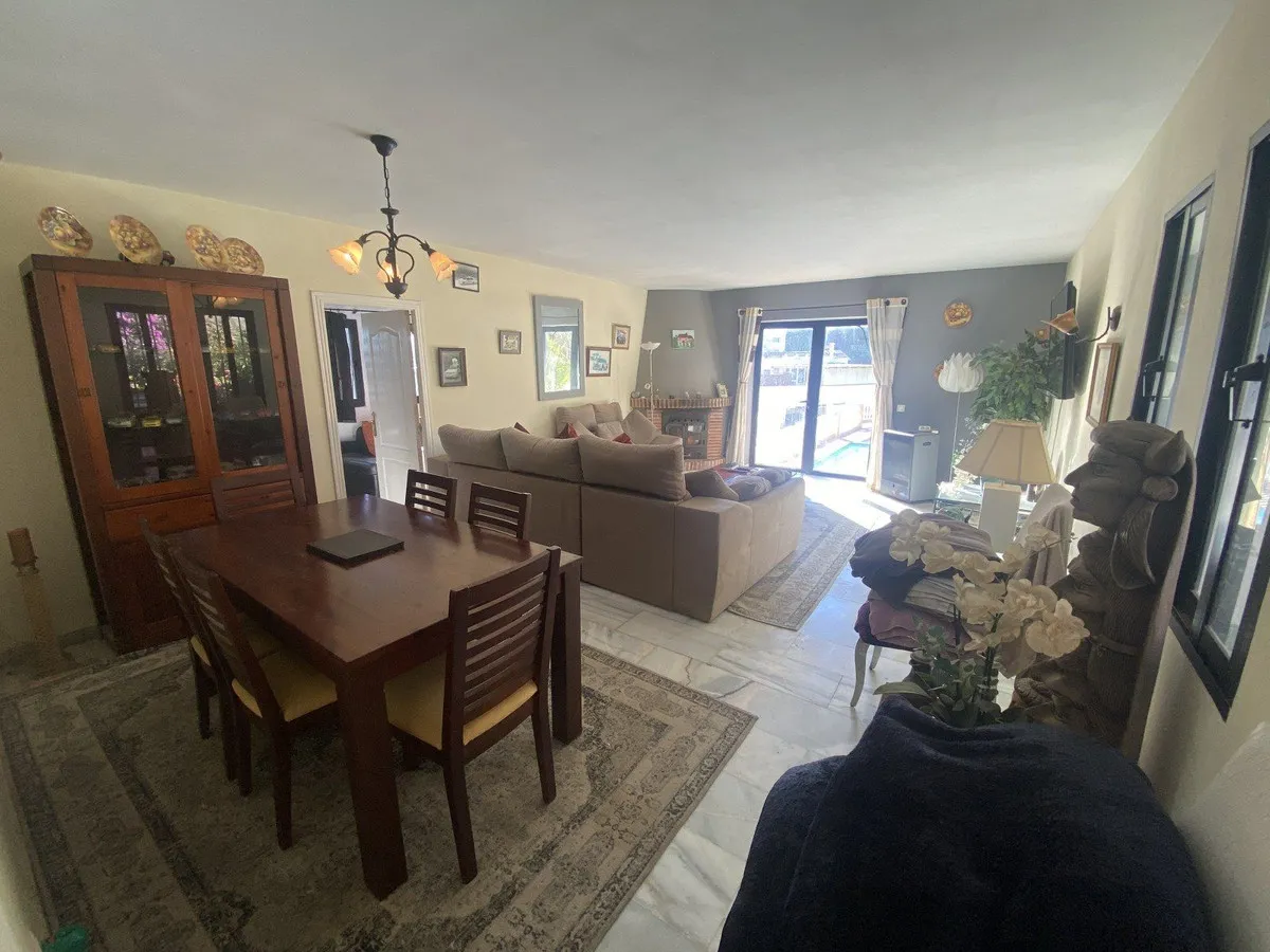 fa02bb17-b044-4e7b-9582-7d891c5f9349