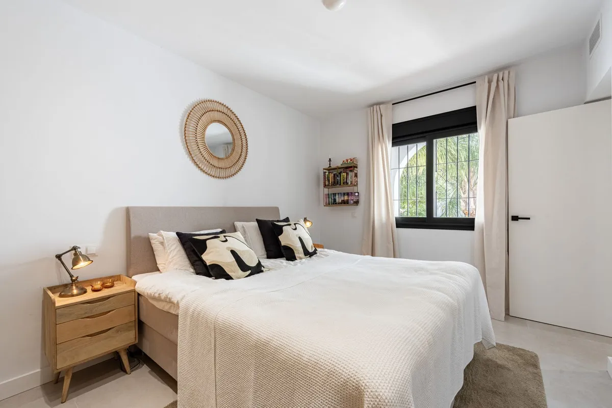 489bc978-87b1-48d3-b799-f03841c27222