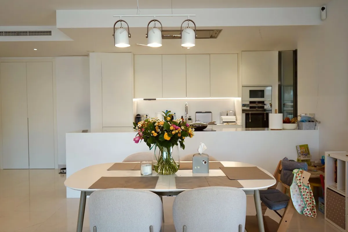 5fe42e94-a756-45cc-b576-ae240dae7764