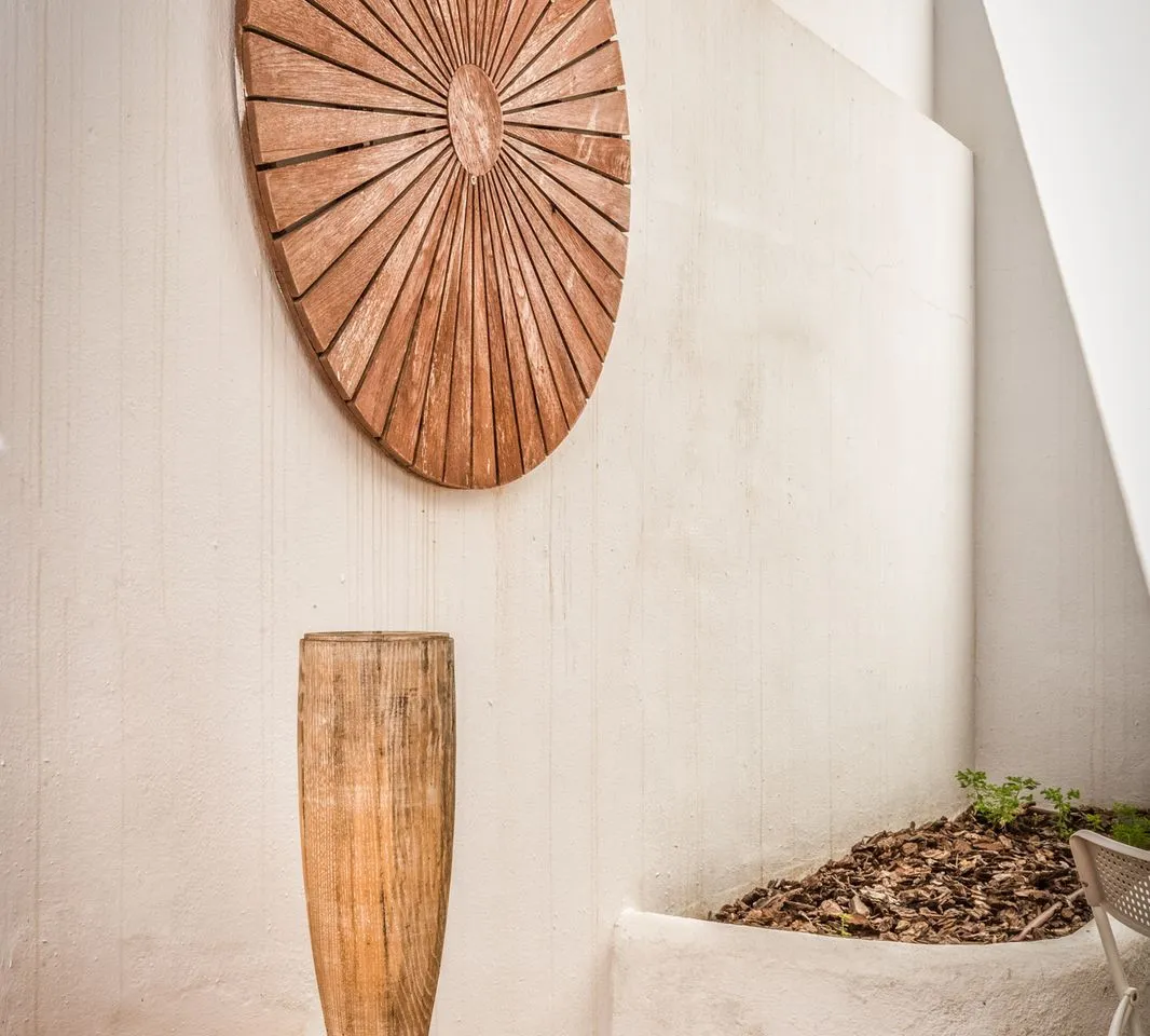 561a7325-ec83-44fa-81f8-4841e59bb0f6