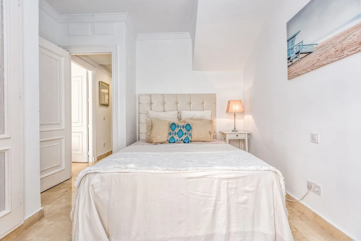 6ab5dc7f-a7bf-4dba-84af-0267bb8141eb