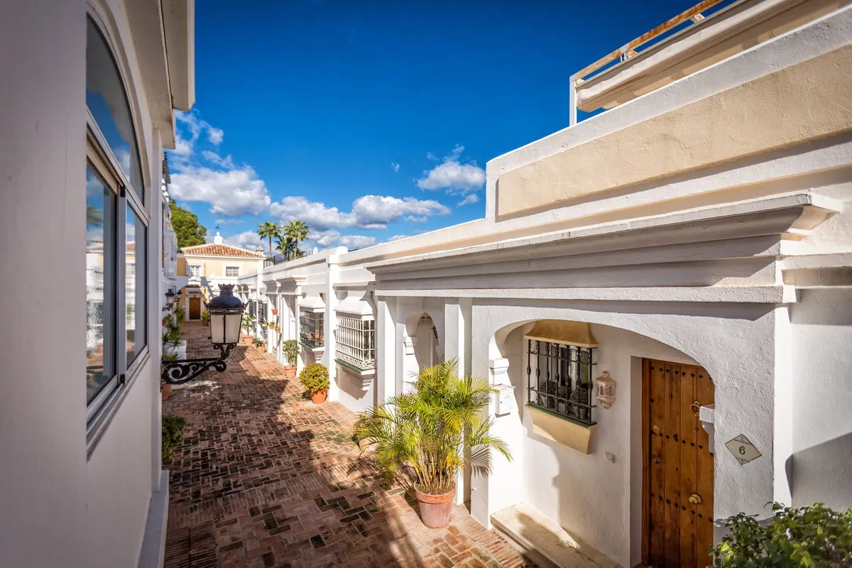 6e4556f7-7822-4985-a209-97916f8e1bc6