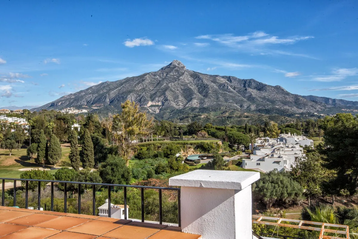 bdcd49ed-8a4a-4d9e-8d56-e3268e47136e