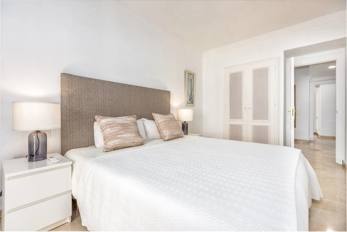 ce07102c-6711-4f8a-a480-39bae73dc39d