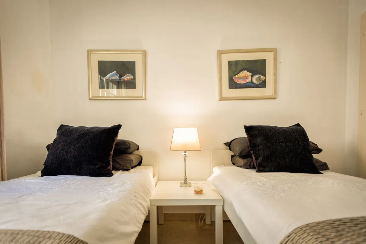 f3b9701f-0c31-40c4-859a-a4646dd35175