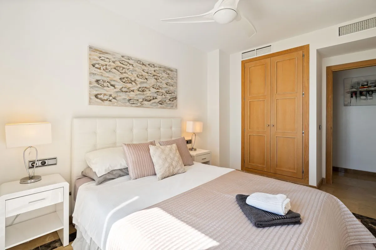 30049990-e67d-4ef8-ab8a-338dcc9834a7