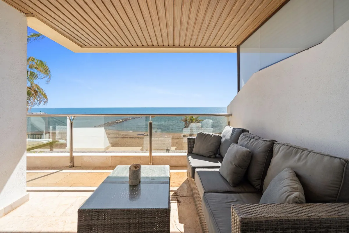 4fcb73b1-ba5d-43a9-9c5d-a63500d13b96