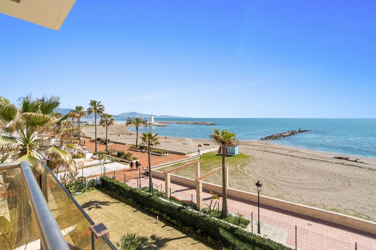 740dbb1d-6b31-436b-bdef-679240196a1d