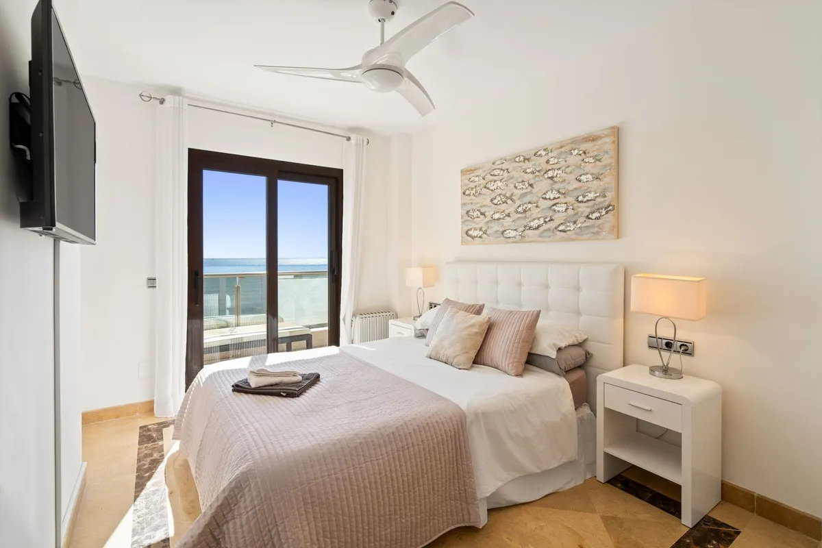 adec98e3-e25b-4633-a7bc-67dc085b2cd1