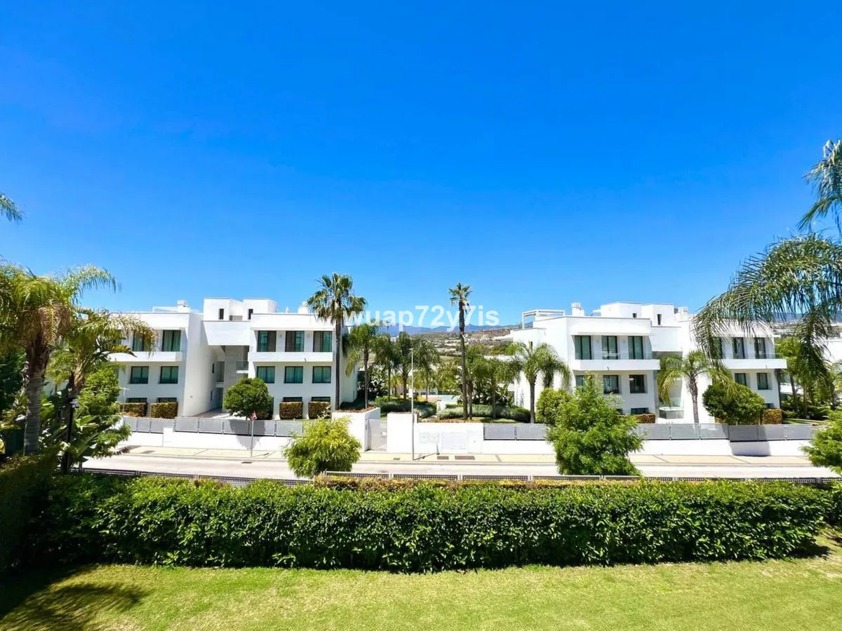 6eb607ce-cf27-4910-8ef1-a4453d8bb27b