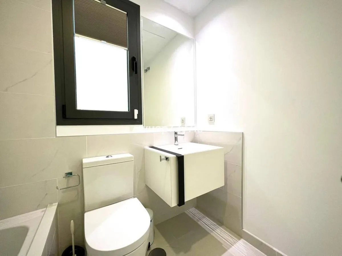 8907a8fe-a730-4908-be89-abca0958a753