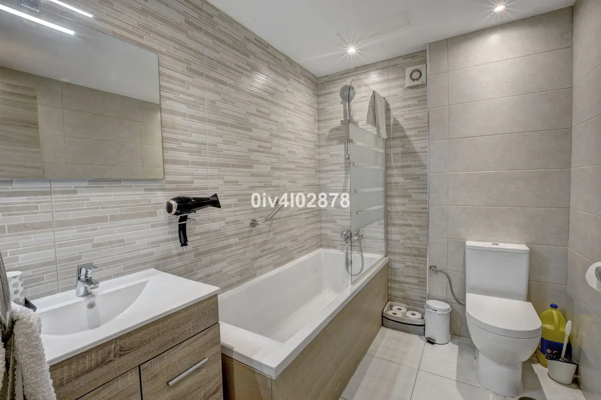 35a56aaa-8736-4282-9cc5-1bc138a89cc4