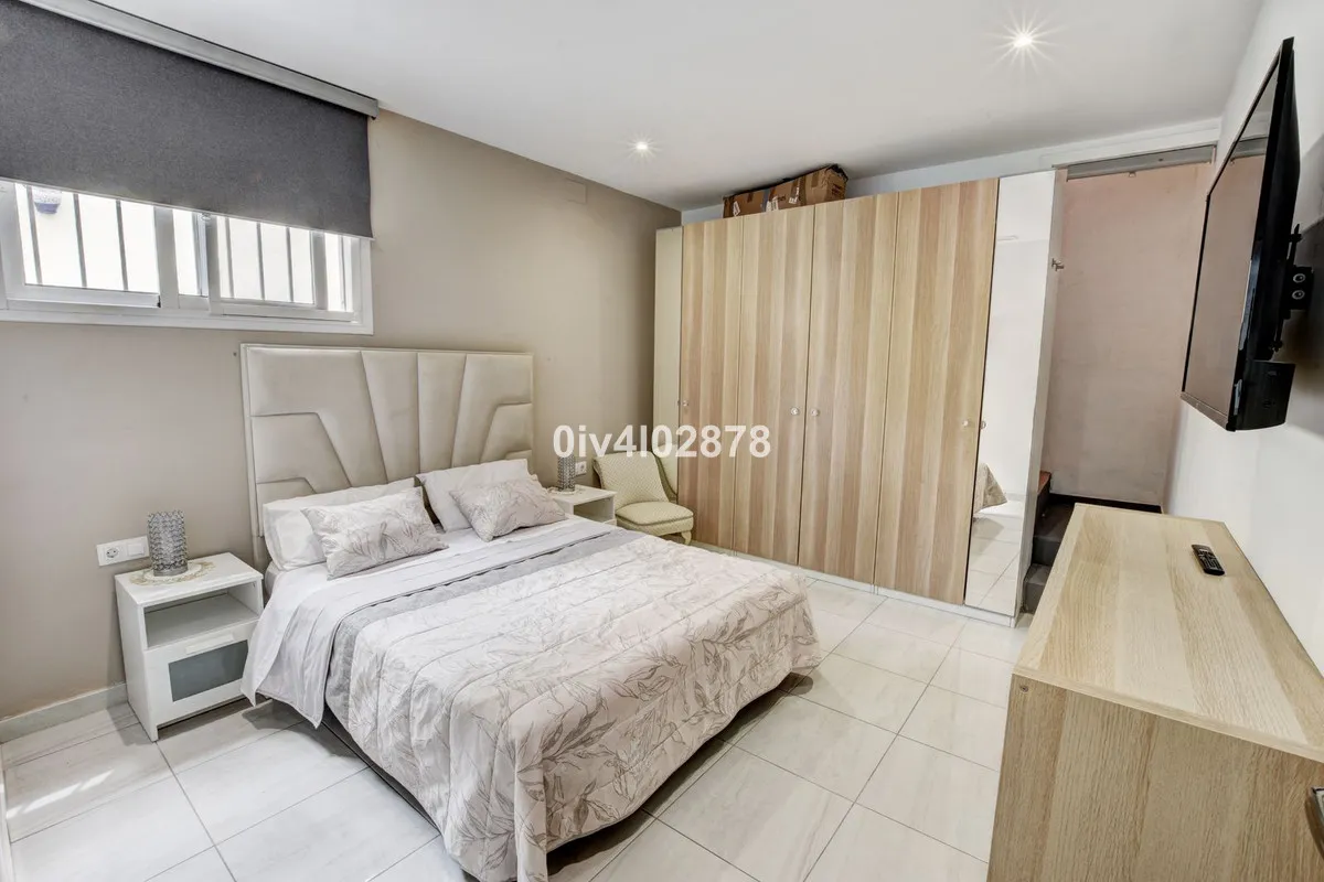 eb136f0e-6f7e-4ad1-8514-4b4ce977c48f