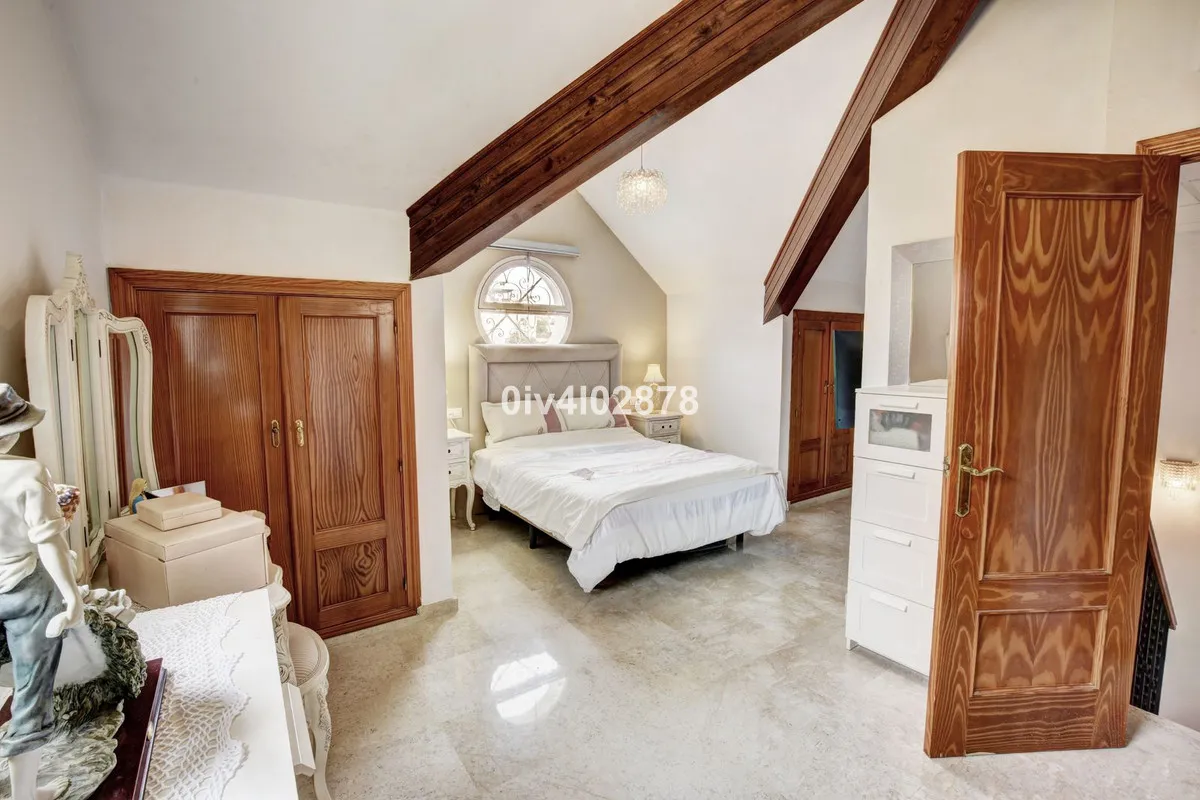 f1fd4423-6c5c-497f-9cde-c5cdd8cf602f