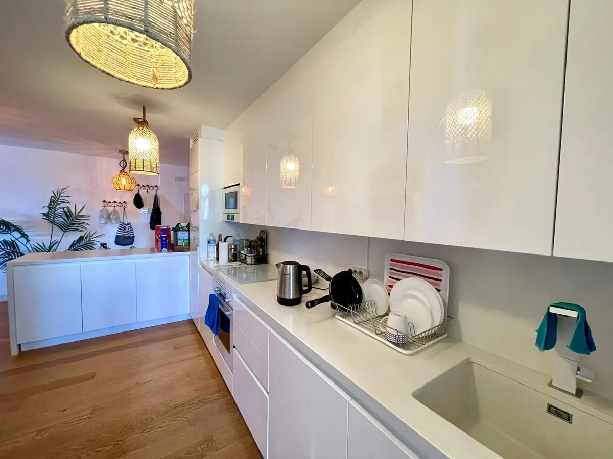 5273b326-3e74-484f-a04d-bf4a8e98197b