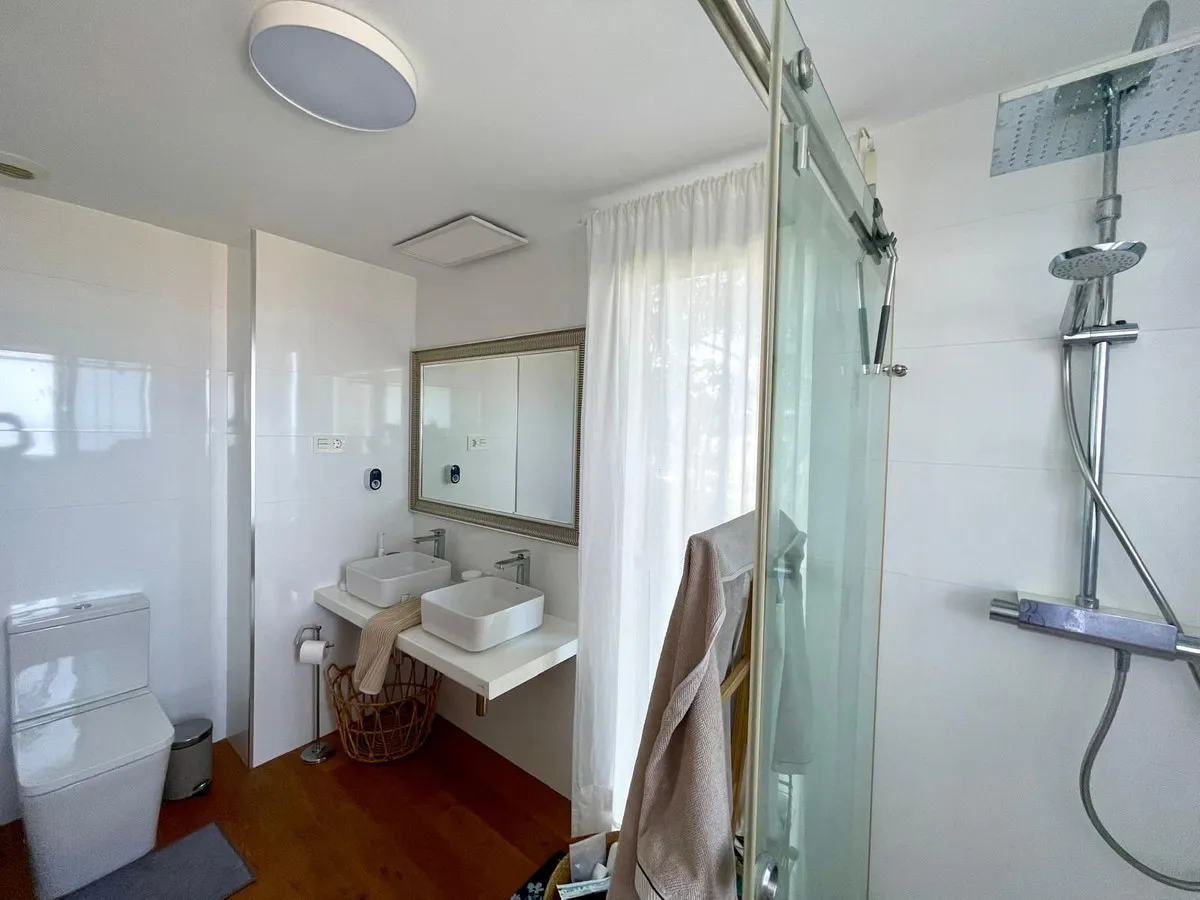 72df215b-93e9-441d-b5aa-84130eb5ff0c