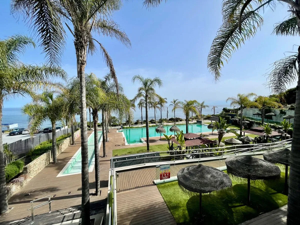 c778d715-b99f-49ae-8ee2-7e4c3f95cf15