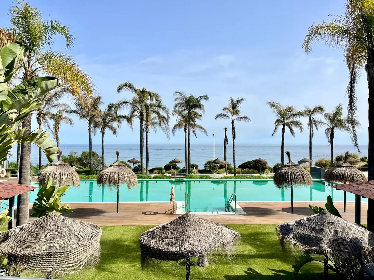 ec75649c-a26b-40f5-9122-a0f72806c95e