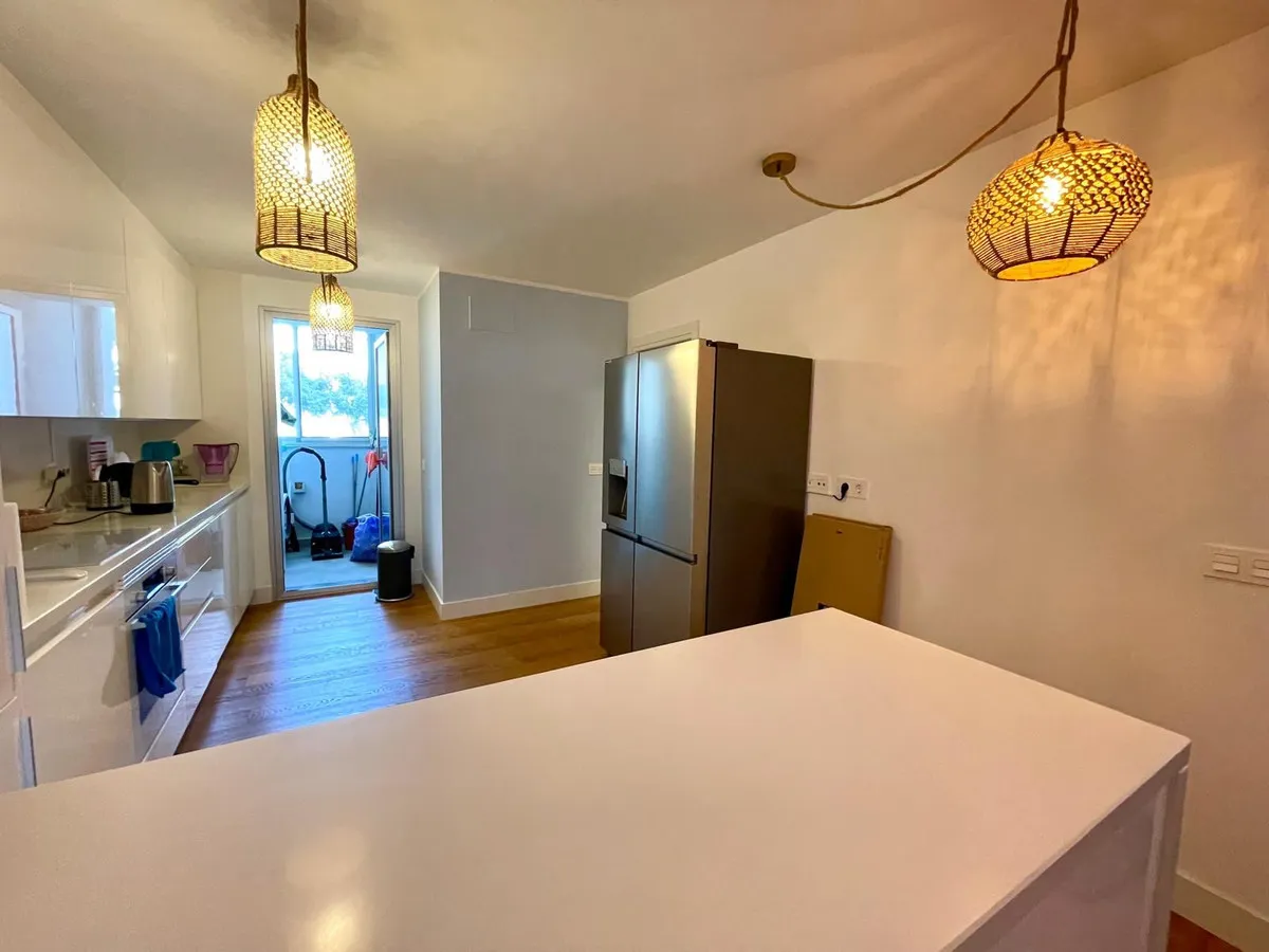 f48d3521-cf3b-46e7-b657-a52c667f105c