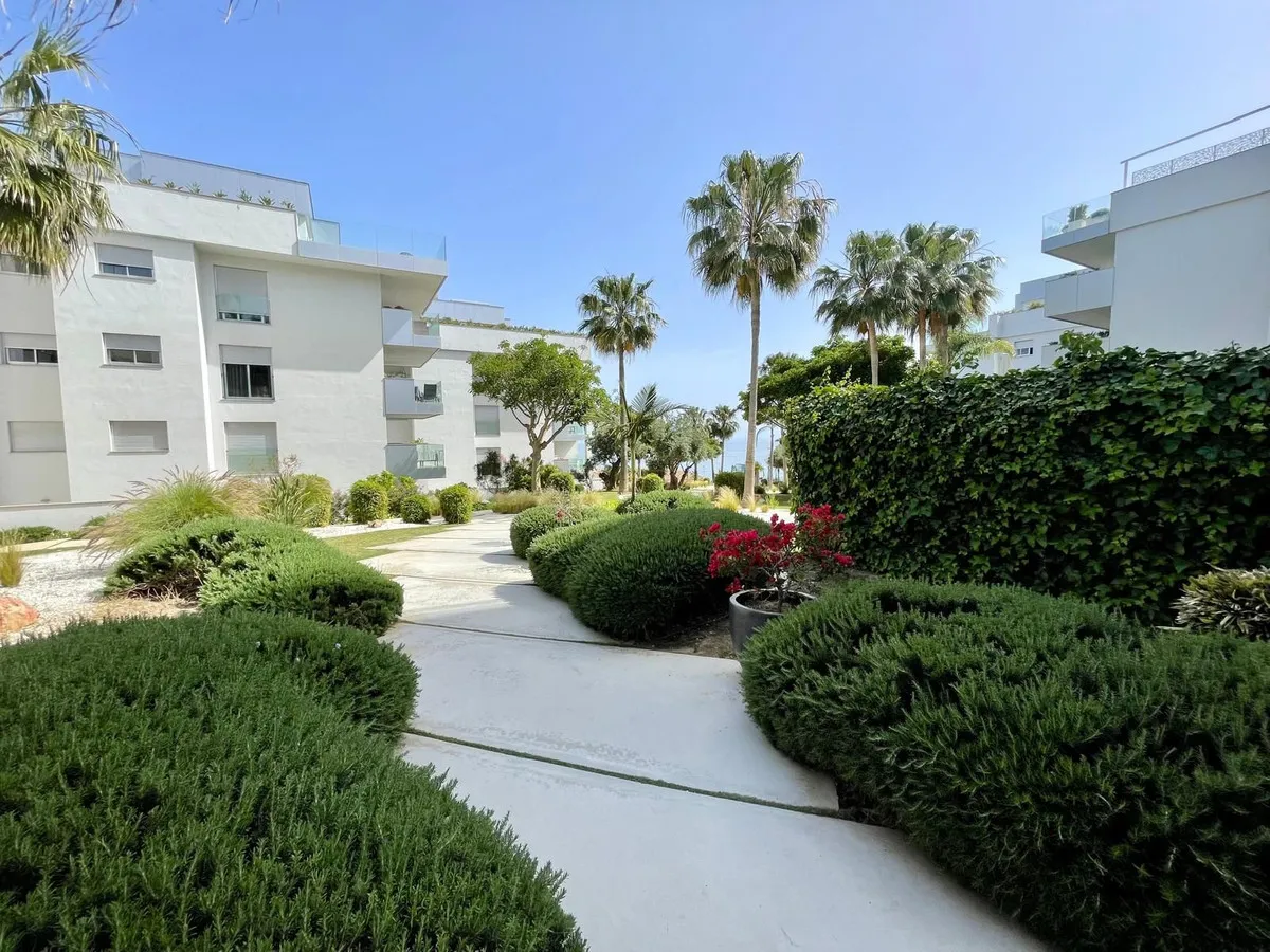 f49847e7-2610-4154-839b-dd20812c0af0