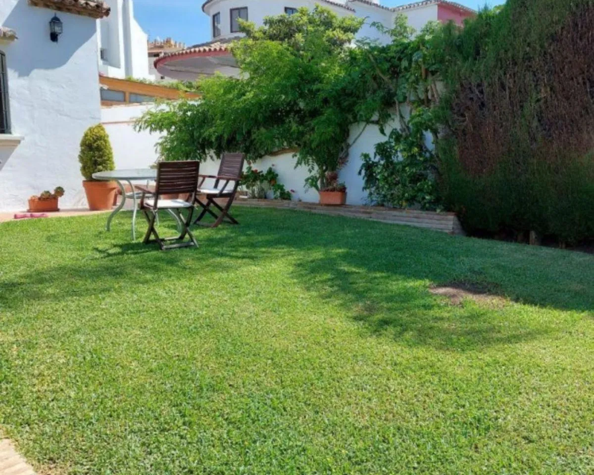 8e1d4af6-1afc-45d8-8414-dc8ac096b34c